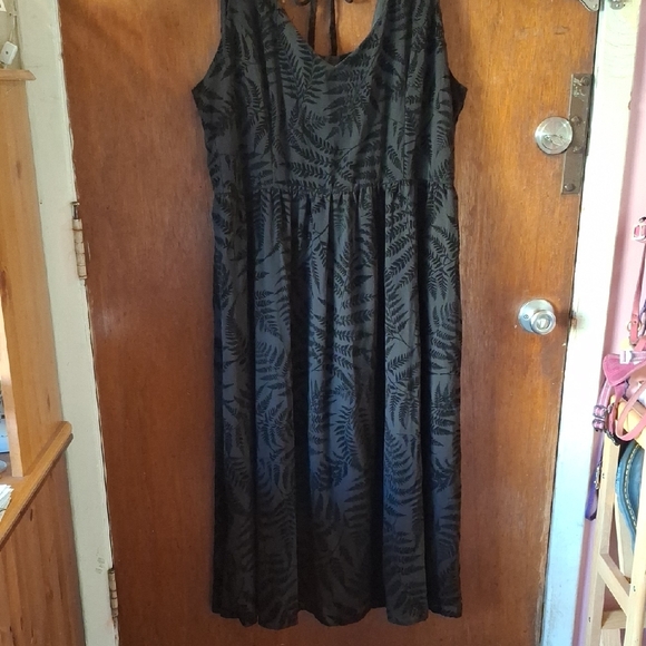 Disturbia Black Lunafern Printed Midi Maxi Dress Sz 16 NWT Tie Back Goth Gypsy - Picture 10 of 11